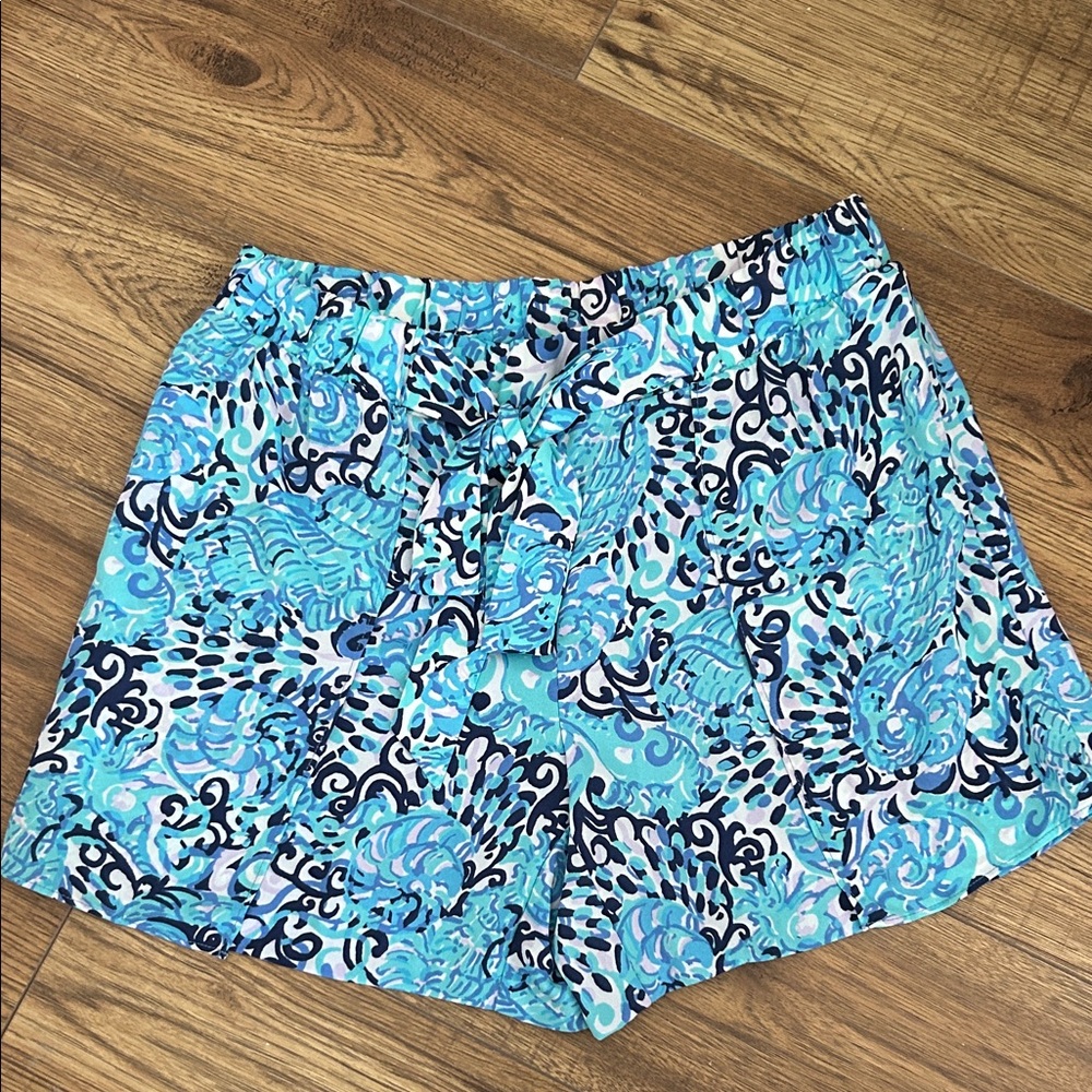 Lilly Pulitzer Blue and White Patterned Shorts